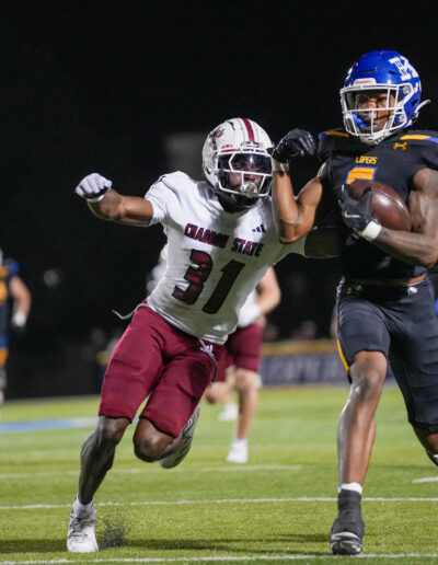 Wide receiver Dwayne Moorehead carries the ball in for a touchdown.